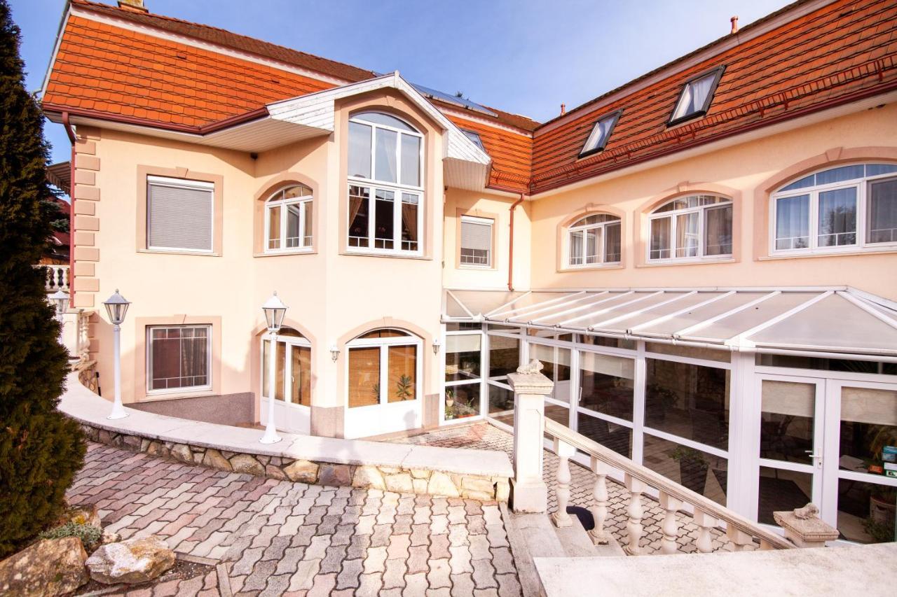 Aqua Vendeghaz Hajduszoboszlo Exterior photo